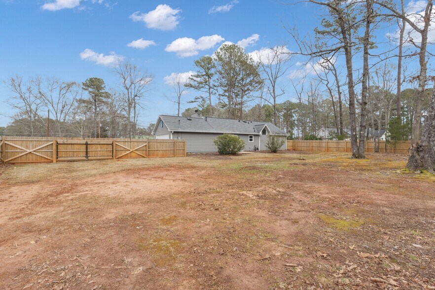 Building Photo - 78 Standing Rock Rd