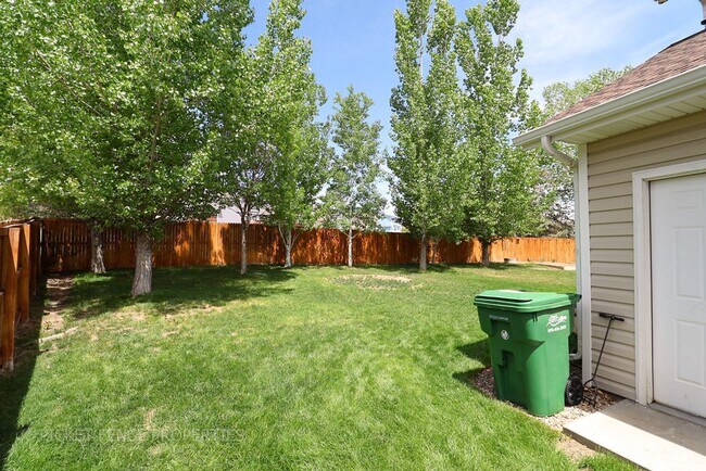 Building Photo - Beautiful 4 bedroom home in Fort Collins