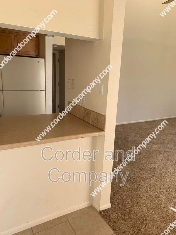 Building Photo - 13226 Candelaria Rd NE