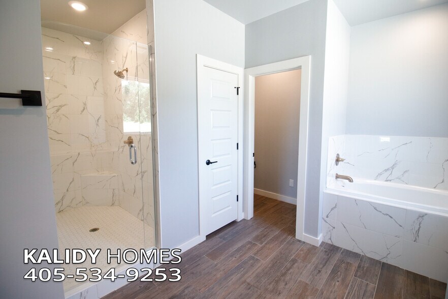 Building Photo - 1755 Kalidy Dr