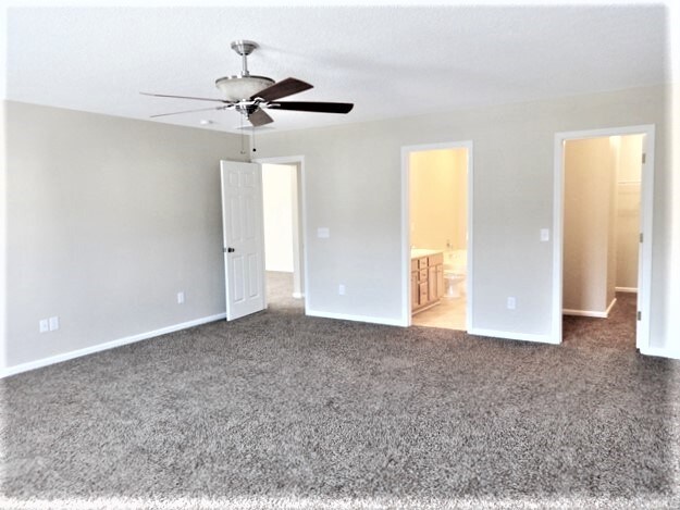 Building Photo - 235 Emerald Isle Dr