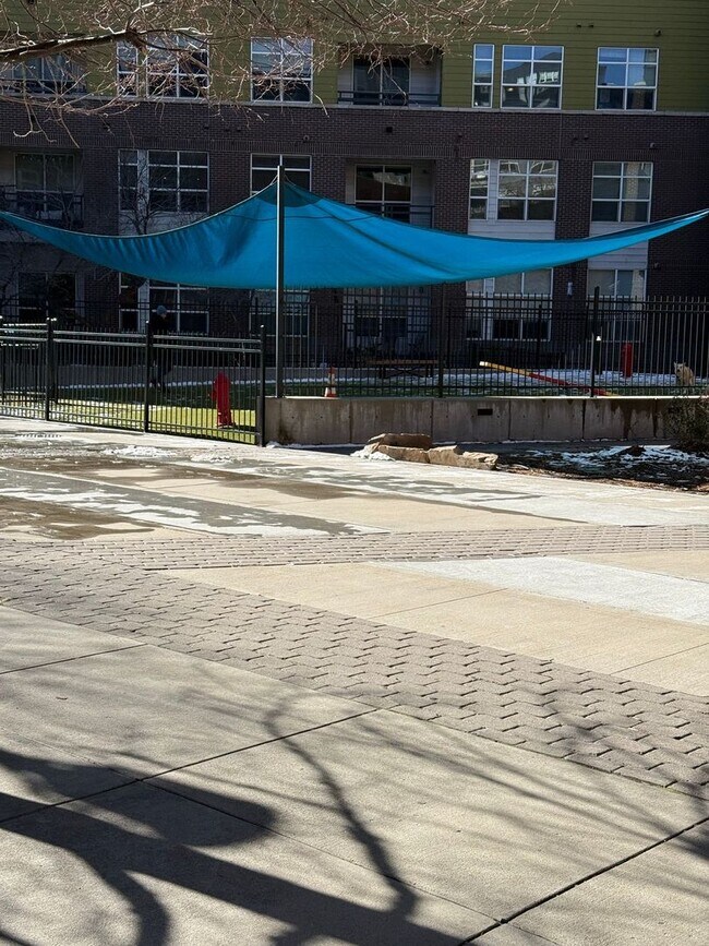 Building Photo - Full Service Executive Fully Furnished All Inclusive Architectural Penthouse Loft Downtown Denver