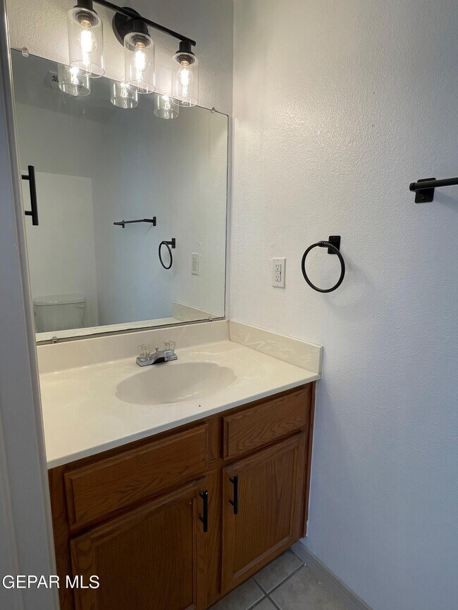 Building Photo - 12325 Tierra Arena Dr