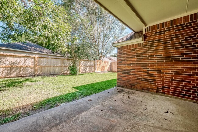 Building Photo - 2224 Palm Lagoon Dr