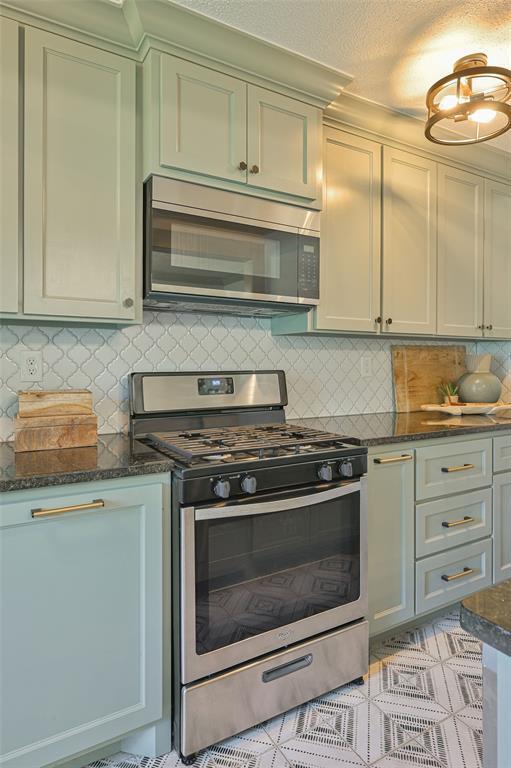 Building Photo - 1710 NW 40th St