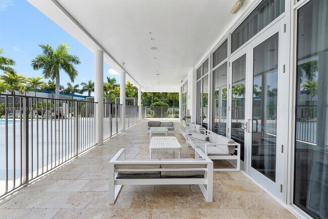 Building Photo - 6611 NW 102nd Path