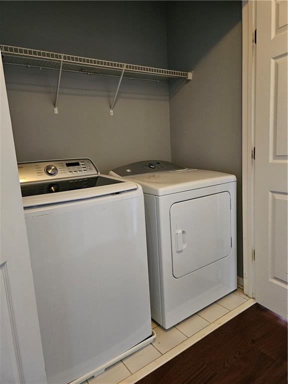 Building Photo - 10785 Brunson Dr