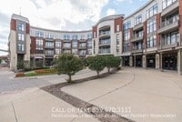 Building Photo - 650 S Mill St
