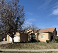 Building Photo - 3 Bedroom 2 Bath Home in Cul-De-Sac