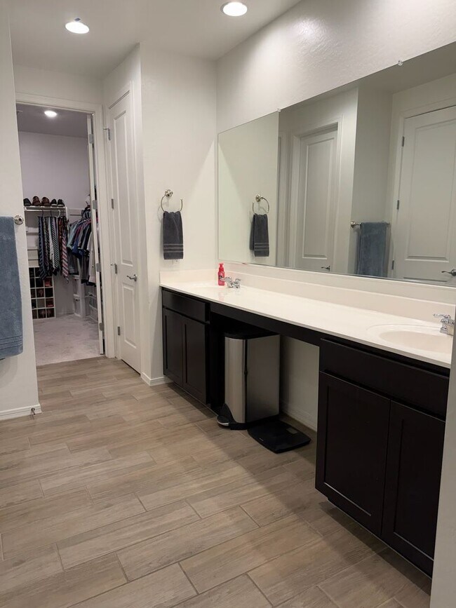 Building Photo - Lovely Eastmark Mesa 4 Bedroom Home for Rent!