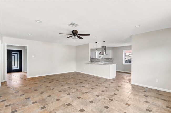 Building Photo - 1038 Cottage Oak Ln