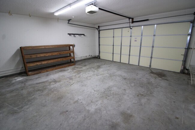 Building Photo - 107 Shearman Way