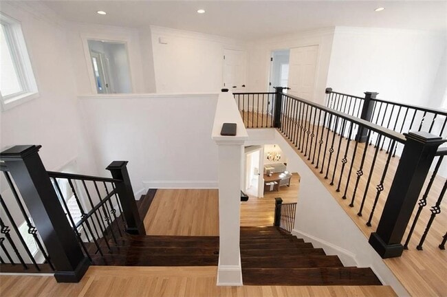 Building Photo - 1430 Hillcrest Heights