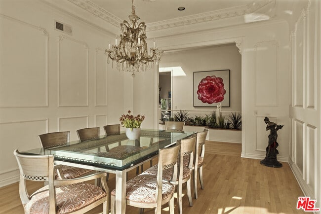 Building Photo - 3780 1/2 Multiview Dr