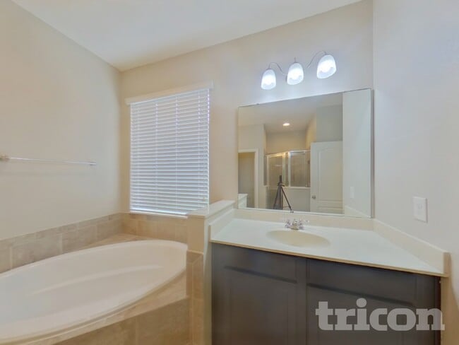 Building Photo - 119 Broad St