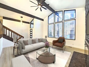 Building Photo - $2,995 - 5 Bed / 3 Bath Beautiful Home in ...