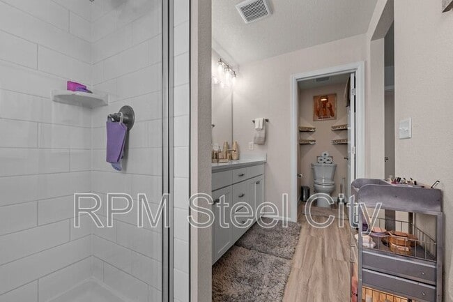 Building Photo - 1905 Manassa St