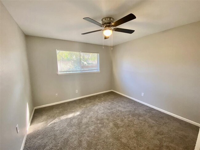 Building Photo - 1031 Hidden Canyon Rd
