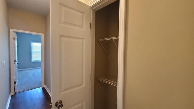 Building Photo - 5099 Mars Hill Rd