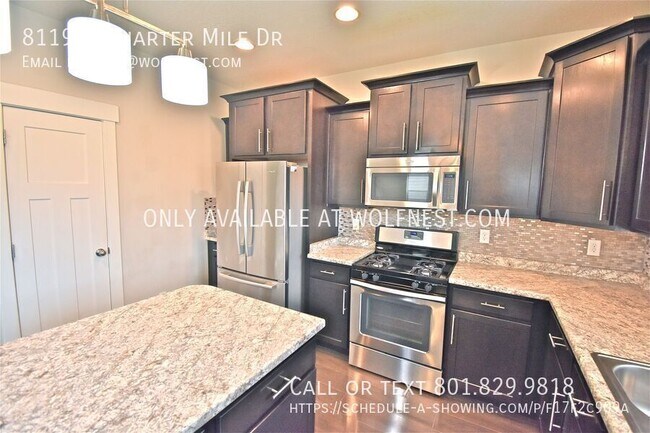 Building Photo - 8119 N Quarter Mile Dr-