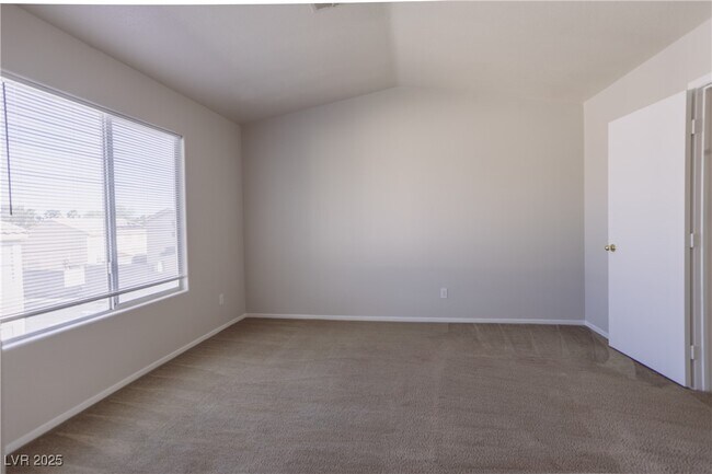 Building Photo - 7920 Hornbeam Ct