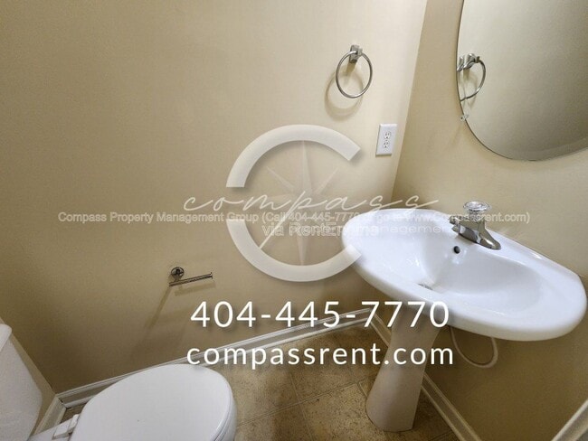 Building Photo - 1963 Hoods Fort Cir NW