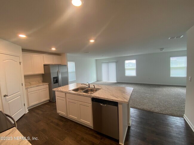 Building Photo - 2773 Oak Stream Dr