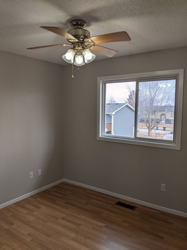 Building Photo - Peaceful cul-de-sac living! Beautiful 4 bedroom-2 bathroom home for rent!
