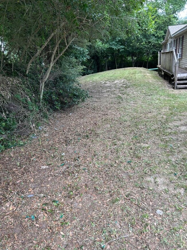Building Photo - 3-Bedroom/ 2-Bath-Mobile Home on Private P...