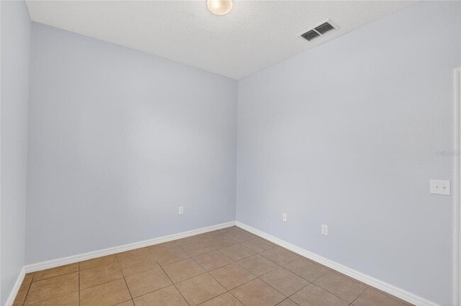 Building Photo - 11528 Southern Creek Dr