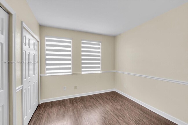 Building Photo - 4292 SW 156th Ave