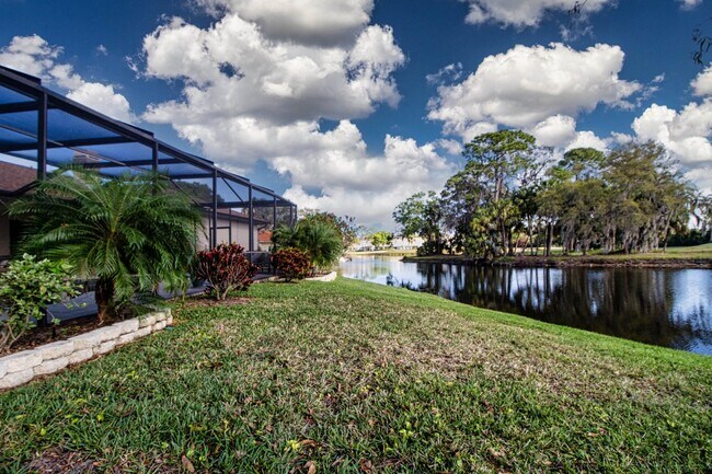 Building Photo - Palm Aire Fully Furnished Rental