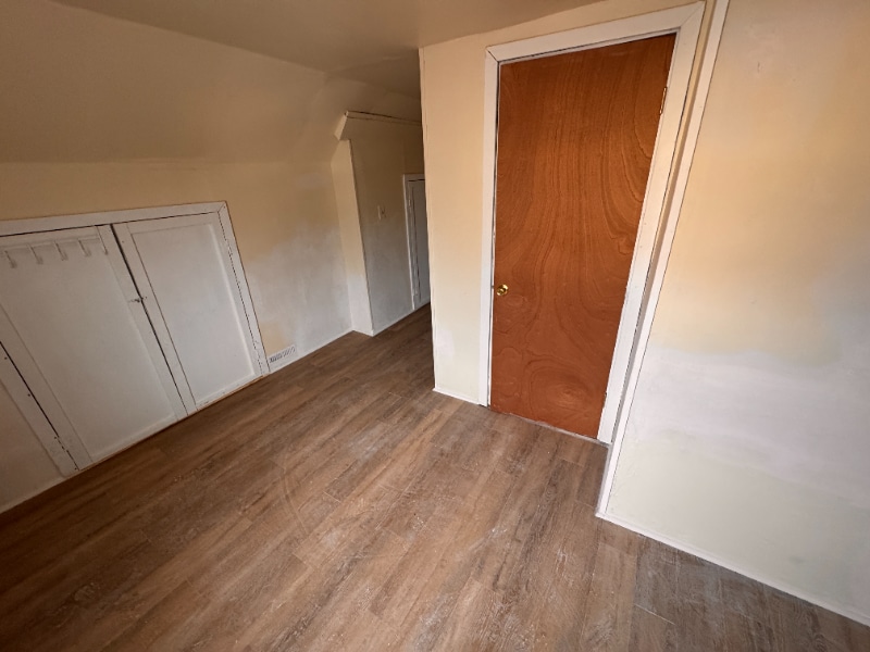 Building Photo - 2006 W Lincoln Ave