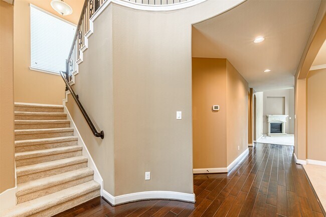 Building Photo - 4607 Rockton Hills Ln