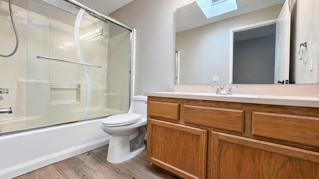 Building Photo - Newly Updated 3BR in The Arbors | Private Long Lake Access + Large Deck