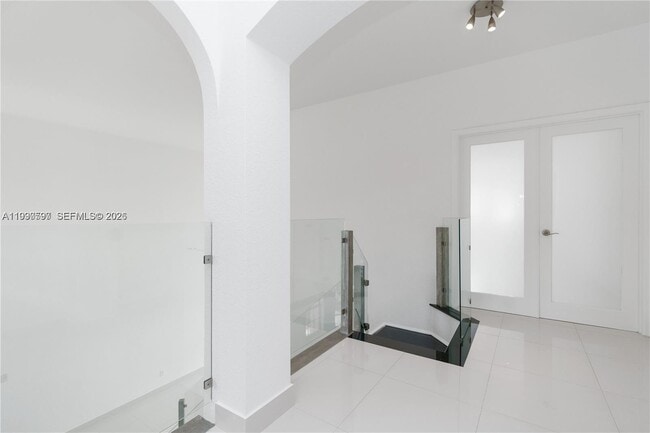 Building Photo - 7333 NW 108th Ct