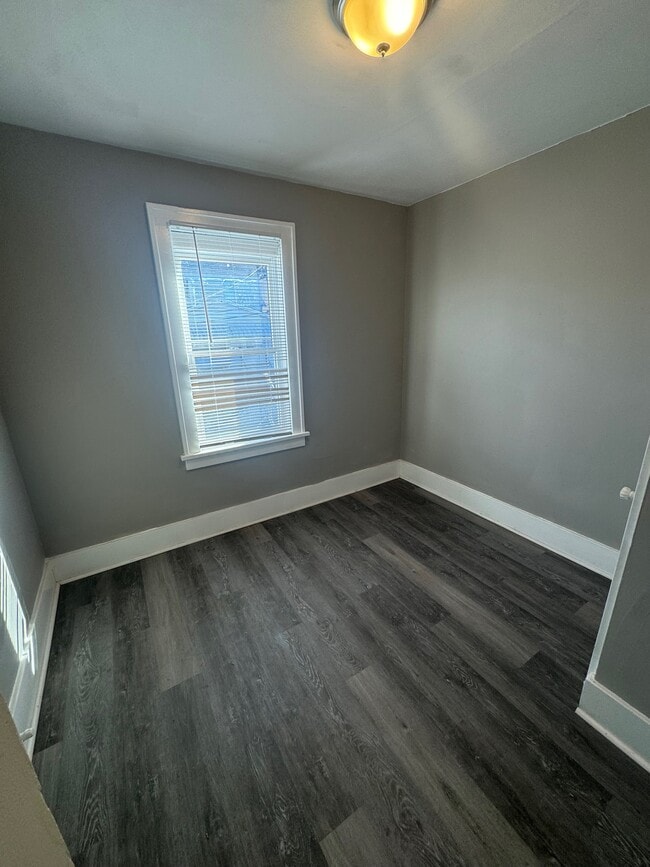 Building Photo - 1410 Meadow St