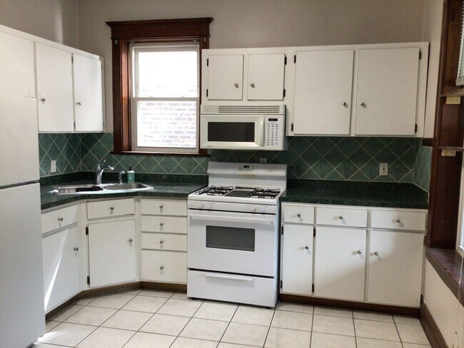 Building Photo - 3737 W Belden Ave