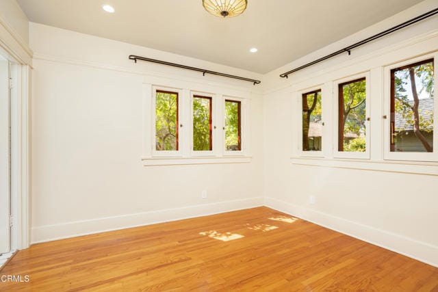 Building Photo - 847 S Los Robles Ave