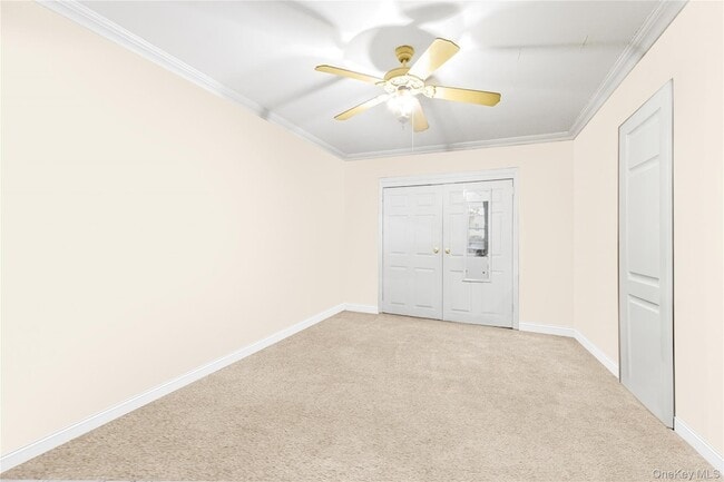 Building Photo - 15 Winchester Ave