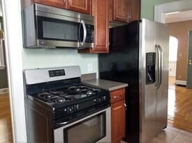 Building Photo - 2306 Moerlein Ave