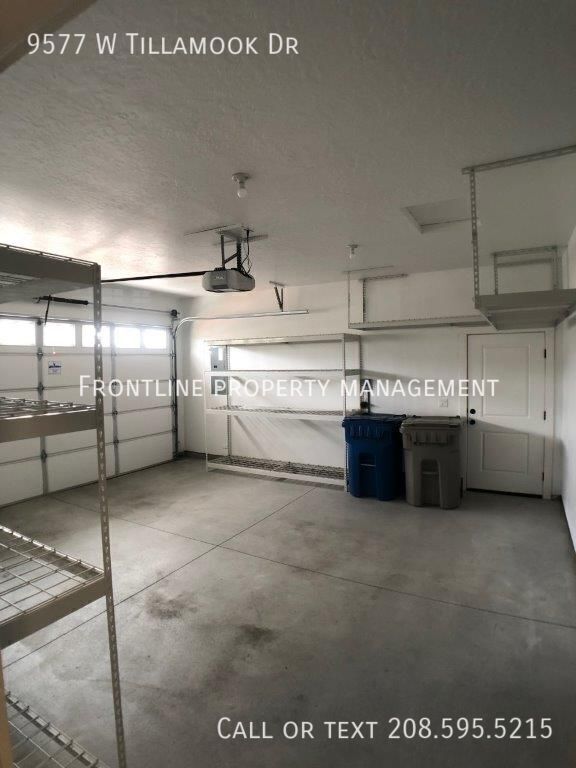 Building Photo - 9577 W Tillamook Dr