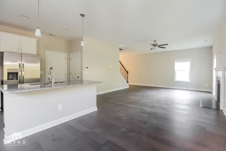 Building Photo - 408 Anchor Hitch Ct