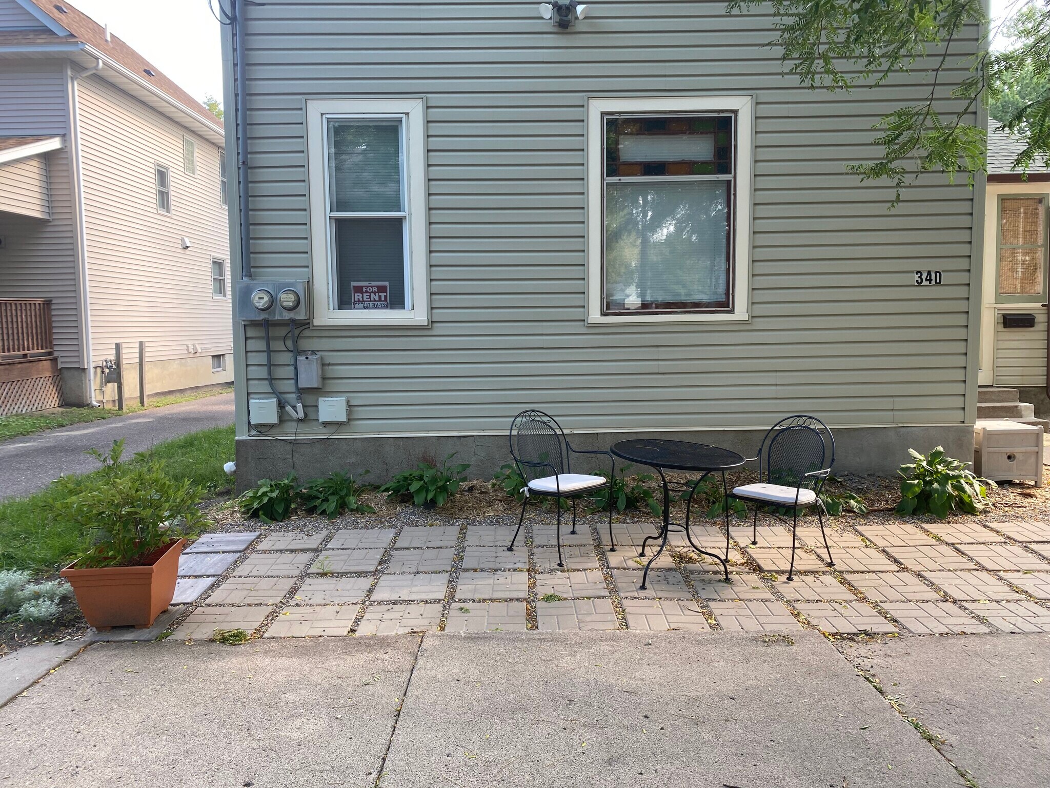 Building Photo - 340 15th Ave NE