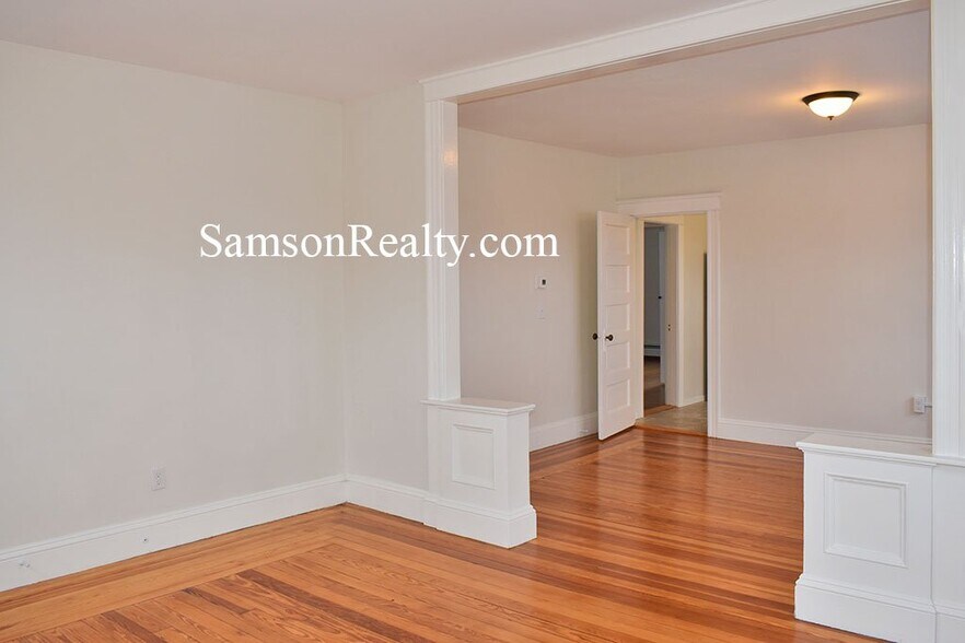 Building Photo - 172 Glenwood Ave