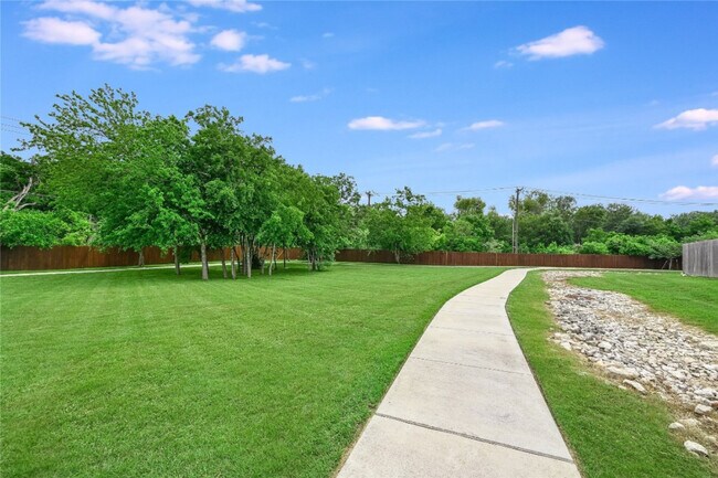 Building Photo - 15109 Casbah Dr