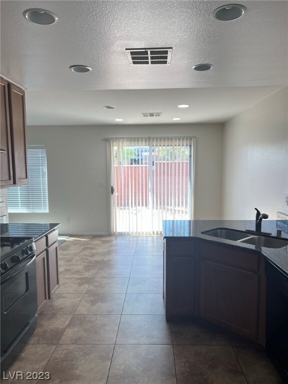 Building Photo - 7933 Avalon Valley Ct