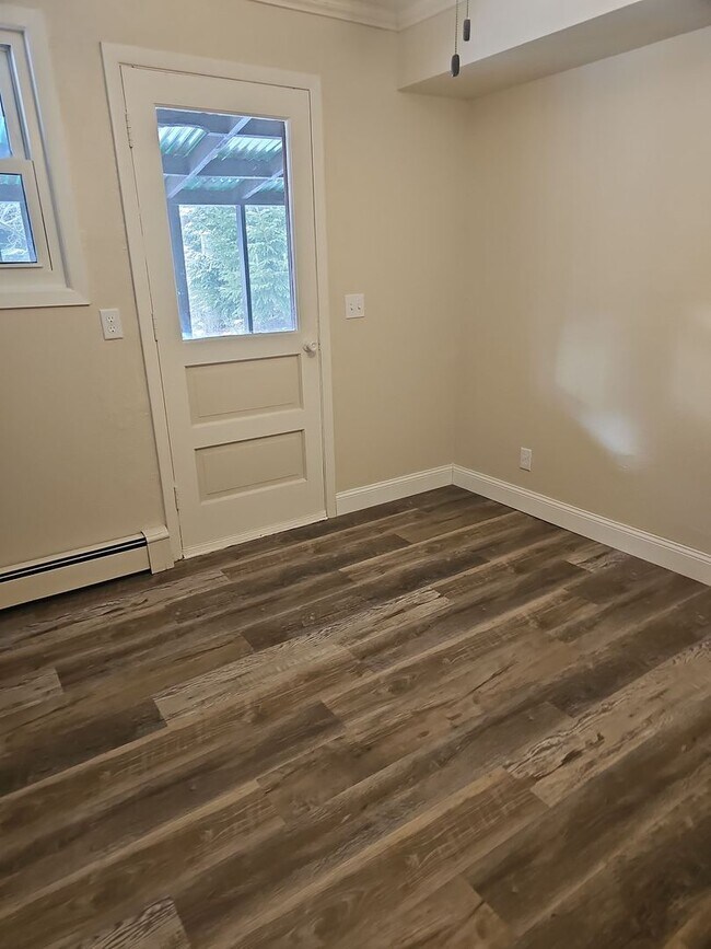 Building Photo - 3 bedroom 3 bath!!!~