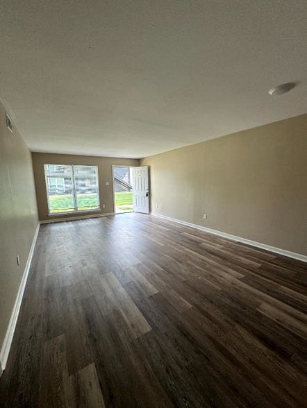 Building Photo - 1634 Clear Lake Ave