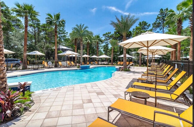 Building Photo - 587 Patina Blvd